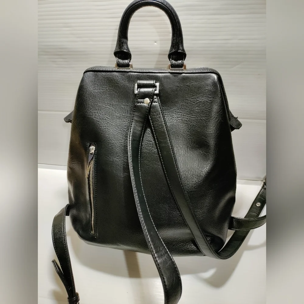 Vintage vignelli Vegan Leather BackpackMATT AND NAT